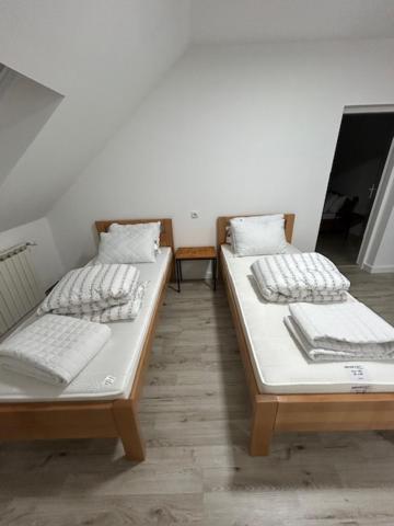 Sleep And Fly Room'S By Dado & Lela Velika Gorica Ngoại thất bức ảnh